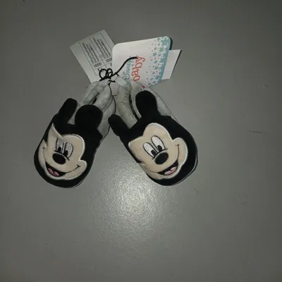 Chaussons bébé neufs